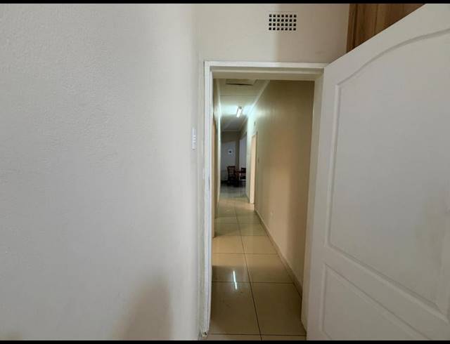 2 BEDROOM PROPERTY TO RENT IN LAUDIUM
